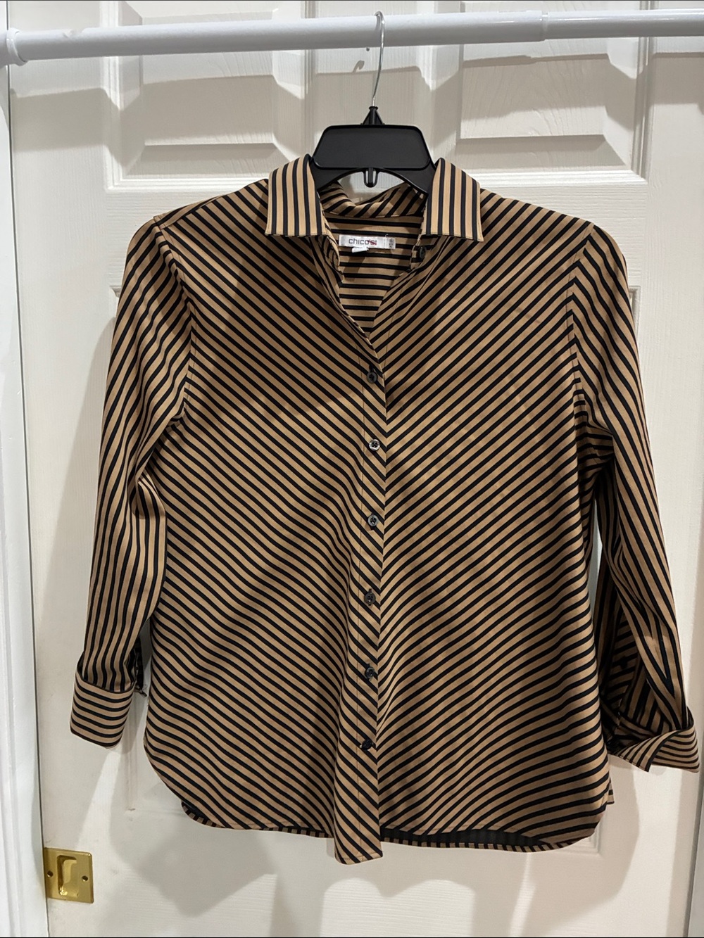 Ladies button down top no iron